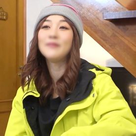 FC2-PPV-4807119 【ハメ撮り】クールビューティーなのに敏感膣で簡単に潮吹き！容赦なく膣イキさせ続けての大量中出し。