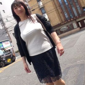 FC2-PPV-4807231 【爆乳】Gカップおっぱい、贅肉まみれ巨体の奥様。 どこにでもいるような普通の奥様が不倫SEXで性欲暴走！ 汗だくになるほどのガン突きから大量中出し。