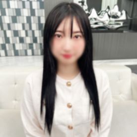 FC2-PPV-4808430 【限定公開】ロングヘアーで色白巨乳なコがデカチンハメ撮り師の餌食に。彼氏と違うチンポのデカさにマンコの奥をゴリゴリえぐられ快楽に思わずな./み./だ。