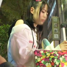 FC2-PPV-4809631 【地雷系】深夜に宿を探していたメンヘラ系素人”りりちゃん” ホテルの部屋を取ってあげ、風呂キャンおまんこへ中出し。