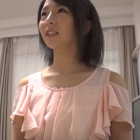 FC2-PPV-4810869 【素人個撮♥】18歳の現●メイド喫茶店員さんが個撮の面接に来てくれました！！