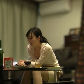 FC2-PPV-4811362 【乱交】従順真面目な美人妻寝取らせ３Pを拝む