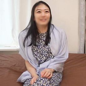 FC2-PPV-4811554 【熟女】大きめの乳首をビンビンに勃起！色白スレンダーな37歳・熟女◆豪快にチ○ポを舐め回し！生チ○ポで快楽イキ連発！！