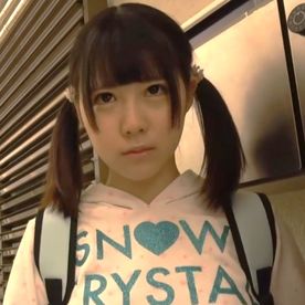 FC2-PPV-4811839 【美●女】U20ﾏﾝｺの締まりがいいのでｵｼﾞｻﾝ中出しするよ。1/4