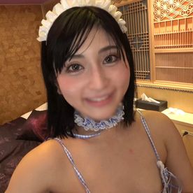 FC2-PPV-4815879 【完全個撮】お人形さんみたいな顔をしている総フォロワー数10万人越えインフルエンサー メイド服を着せて写真撮影のついでに初めて中出しされるハメ撮り映像。