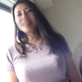 FC2-PPV-4816044 【熟女】48歳肉食系美人奥様。関西から東京に遊びに来たついでにん不倫セックスをしていくドスケベ女です。