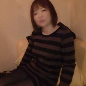 FC2-PPV-4816173 《熟女》Gカップ美巨乳・パイパン・巨尻を持つ55歳熟女◆ジュボフェラ・パイズリご奉仕！ピストンの力強さに酔いしれ大絶叫イキ！！