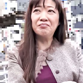 FC2-PPV-4817917 [個撮]※50本限定超特価※熟女をガチナンパ！エロすぎるフェロモンだだ漏れな熟マ○コに中出しSEX！ VOL.7