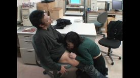 FC2-PPV-4818950 レンタルビデオ店店舗内性行為！File.1