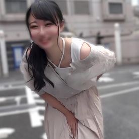 FC2-PPV-4818163 ローターを起動させながら街を歩く野外羞恥プレイ。歩くのもままならない状態のままホテルに直行して生挿入ハメ撮り撮影。※短期間販売