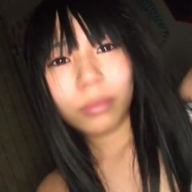 FC2-PPV-4822178 ※1月3日まで70％【号泣喪失】遊びに出かけている途中の童顔18歳をナンパ。号泣しながら初めて中出しされてしまうハメ撮り記録。