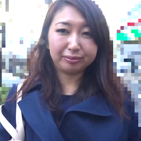 FC2-PPV-4822939 ［エリ子さん］仕事帰りの人妻OLを突撃ナンパで即ハメチャレンジ！！