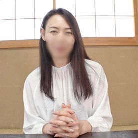 FC2-PPV-4616493 【人妻／熟女】**xpzjqzzsn 52歳おっとり清楚系の専業主婦。敏感な熟女ボディを震わせヨガリ淫れる中出しセックス。