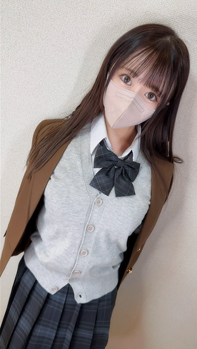 FC2-PPV-4827715 【国民的美女グランプリ入賞】大手芸能事務所属18歳若手美人タレント。透明感抜群のスレンダー体型。永久保存必須級の超絶貴重映像。高画質4K特典付き。※初回のみ先着で特別ver用意してます