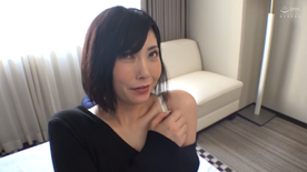 FC2-PPV-4829094 奥さん、一緒に飲みませんか?＠新宿！地方の人妻限定・巨大バスターミナル前で訳アリ人妻をナンパしてみた！　その２