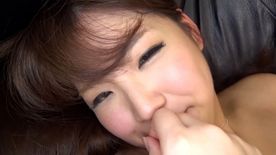 FC2-PPV-4829900 ムチムチの豊満ボディの巨乳妻をナンパし、汗だく生挿入セックスで快楽堕ち《素人巨乳》3/12