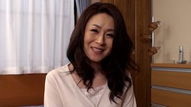 FC2-PPV-4830522 A058G09 四十路の美熟女がプロのメイクでAVデビュー！性欲発散の淫乱中出しSEX！