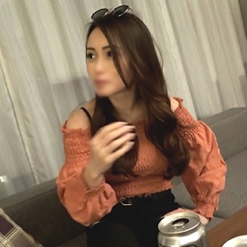 FC2-PPV-4831451 モデル級 美人アパレル店員ニコルちゃん（２１） 満員電車でおじさんに悪戯されて濡れちゃうエッチなおまんこ ホテルで欲望露出しセックス撮影