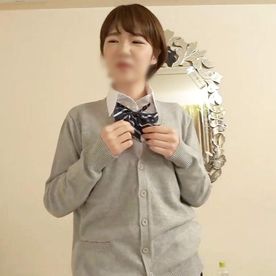 FC2-PPV-4831820 【個撮】ショートヘアがよく似合う清楚系。エステティシャンのセフレ。24歳。しのちゃん。制服コスでマッサージ。デカチンをズッポリとハメて膣奥を突けば、可愛らしい声で喘ぐ喘ぐ。