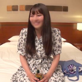 FC2-PPV-4832658 【素人】清楚系ソース顔の看護専門ちゃん。 V字開脚での潮吹きで膣口やアナルがヒクつくほど発情。 初生ハメも記録した記念ハメ撮り。