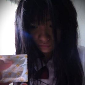 FC2-PPV-4833330 【制服】お金に困ってp活をしている女のコに高額報酬でハメ撮りをお願いしてみました。149cm39kgAカップ小柄控えめ18歳ちゃんの初めてぴゅあおまんこに極太チンポを挿入【卒業】