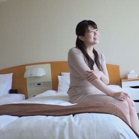 FC2-PPV-4833797 【人妻】「話しやすい人で良かった......」旦那様が遺した借金返済のために人妻が決意のハメ撮り　162cm46kgHカップのむっちり巨乳ボディに他人棒をハメられ号泣大絶頂【借金】