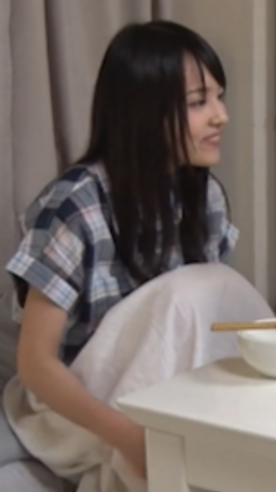 FC2-PPV-4833832 【NTR】150cmAカップテニスサークルJD①　彼氏が寝ている間にやんちゃな先輩と生ハメ。巨根でポルチオを押しつぶされ、腹筋を浮かばせながら痙攣中イキ【個人撮影】