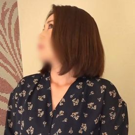 FC2-PPV-4834514 《熟女》正真正銘これぞ真正ドスケベ美人妻（43）◆完熟むっちりボディを激しく震わせセツナ顔で何度も何度もイキまくり！