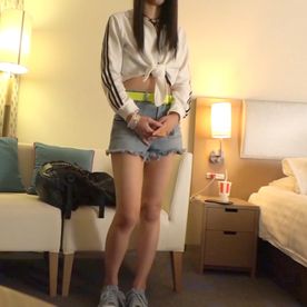 FC2-PPV-4836194 【デカ女】ダンスの大会で都内に遠征中の173cm美人。 宿泊先を助けてあげるがてら中出しセックス。｜中出しのおかげか翌日の大会で優勝。