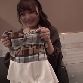 FC2-PPV-4838707 【新橋ガールズバー】お座り一発でGET→ウブっ子とハメ潮どぴゅっ生中出し♡