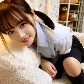 FC2-PPV-4839652 【ライブチャット】有名アイドルグループ加入。東京在住／18歳Fカップ美女の自宅オナニー配信データをFC2特別公開※数量限定※