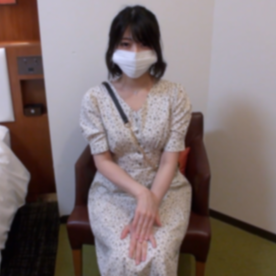 FC2-PPV-4840195 アイドルセンター級の可愛さ女子大生。可愛すぎる顔を前にガン突きで中出し顔射で痙攣イキ。