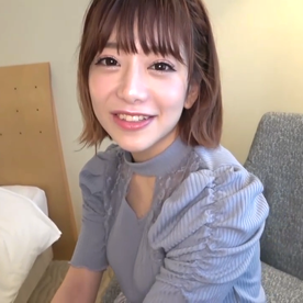 FC2-PPV-4796618 【個撮中出し】可愛いすぎるパイパン巨乳ちゃんはビチャビチャ潮吹き女でした♥