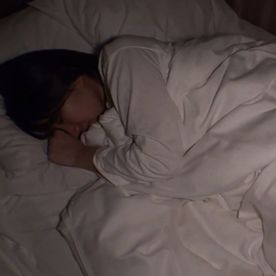 FC2-PPV-4845525 【寝起きハメ撮り】146cm42kgKカップ小柄巨乳18歳美術部のりょうこちゃんとのSEX動画　むちむちボディを揺らしながら連続絶頂する初々しいカラダ【限定販売】