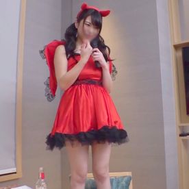FC2-PPV-4846328 【Fラン私大】小悪魔コスプレでハロウィンを楽しんでいた”しおりちゃん” 「うぇ～い！ デカそうだね！？」即日セックスを逆に申し込んできました！