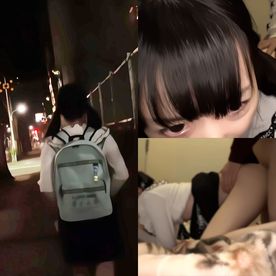 FC2-PPV-4846507 【⚠️⚠️】帰路途中だったギリ18歳、公共スペースに連れて決行。竦んで声が出せないまま３p前後同時中出し４発。