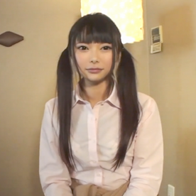 FC2-PPV-4846927 【在庫限り】都内高等学校18歳　多感で敏感過ぎるオマンコから潮吹き　