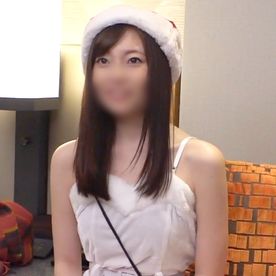 FC2-PPV-4847121 【清楚】クリスマス当日も出勤していた彼氏無しコンカフェちゃん。 高額ドリンクを開けて上機嫌になり、アフターで”聖なるセックス”