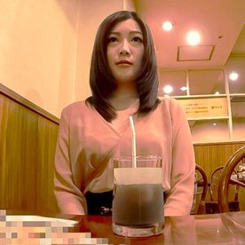 FC2-PPV-4847658 《ドキュメンタリー》体で稼ぐビッチが大金欲しさに濃厚生エッチをする様を収録してしまいました④