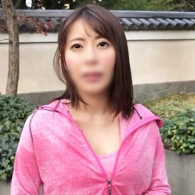 FC2-PPV-4850066 【素人】低身長・巨乳のセフレ。26歳。あみちゃん。148ｃｍFカップジョギングミニマム女子に巨根挿入。連続イカせ。