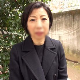 FC2-PPV-4855281 【中出し】エロい言葉さながらのドスケベ熟女のパフォーマンスを見せつけ！ショートヘアーの57歳・熟女◆他人棒で大絶叫イキ！膣内射精！