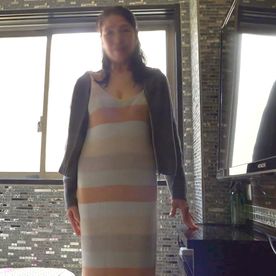 FC2-PPV-4858822 【五十路】おっぱいたるみまくり、シワシワお顔の熟女との不倫SEX。 旦那とレスが10年以上続いていたことで感度が高まっており、心配になるくらい顔を赤くさせながらイク。