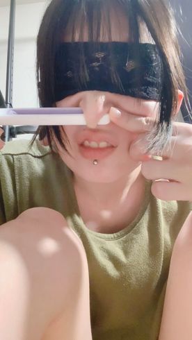 FC2-PPV-4858824 クリ用バイブをセプタムに通してスイッチON！？100均シリコンブラシも登場！