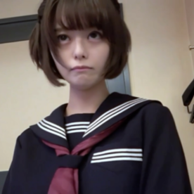 FC2-PPV-4858453 アイドルセンターでデビュー決定済みの18歳。細身美乳な体に極上の美尻。圧倒的顔面を見ながら妊娠確定の生中出し。