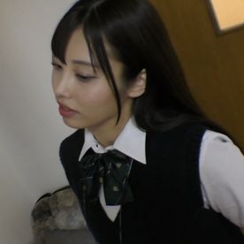 FC2-PPV-4860971 【蔵出し映像】後輩に彼女を貸し出した時の映像です。ハーフ顔美女のスレンダーボディに興奮した童貞の後輩が張り切って大量の精子を喉まんことおまんこに詰め込んでいて面白かったです。【限定販売】