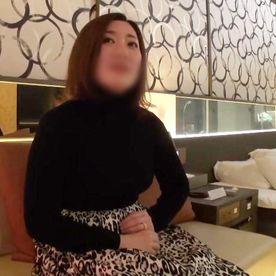 FC2-PPV-4861426 【人妻】男の視線を釘付けにするFカップの色白美巨乳とデカ尻を持つ44歳・ぽっちゃり熟女◆ダメな女の顔を晒しながらエロいカラダを投げ出して歓喜の姿を見せる…