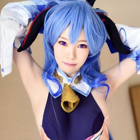 FC2-PPV-4864692 【中出し♥】ウエスト53cm色白小柄ちゃんと原神コスで中出しイキエビ反り絶叫孕まSEX♥