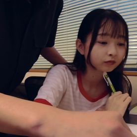 FC2-PPV-4867644 【処女卒業】家庭教師先のみほちゃんの初めてSEX。132cm38kgDカップの小柄ボディを極太チンポ貫通で「くるしい......」と言いながらも大絶頂。【限定販売】