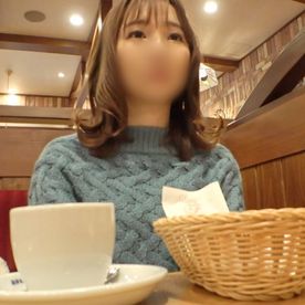 FC2-PPV-4868800 【素人／個撮】24歳ハプバー店員のおっとり癒し系美女。むにむにのＦカップおっぱい揺らして淫れるハメ撮りセックス。