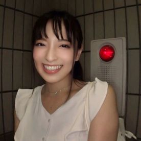 FC2-PPV-4869139 【FC2初掲載品】国際線CAの美人爆乳人妻　旦那が出張中にハメ撮り。　配信事業を行っていた時の配信分（特濃精子中出しシーン）を数量限定で独占公式販売。